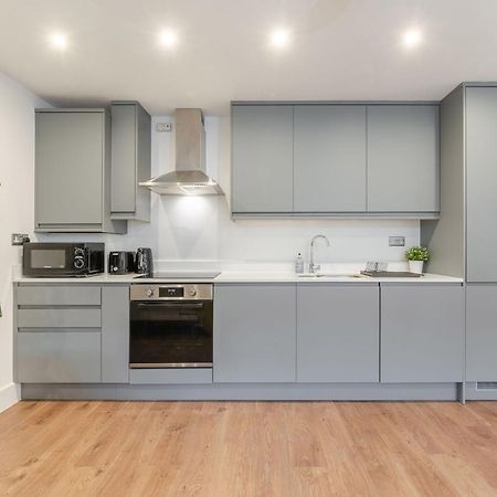 The Perfect Stay London, Home With 2 Bedrooms 1 Bath - Battersea, Vauxhall And Nine Elms Exterior foto